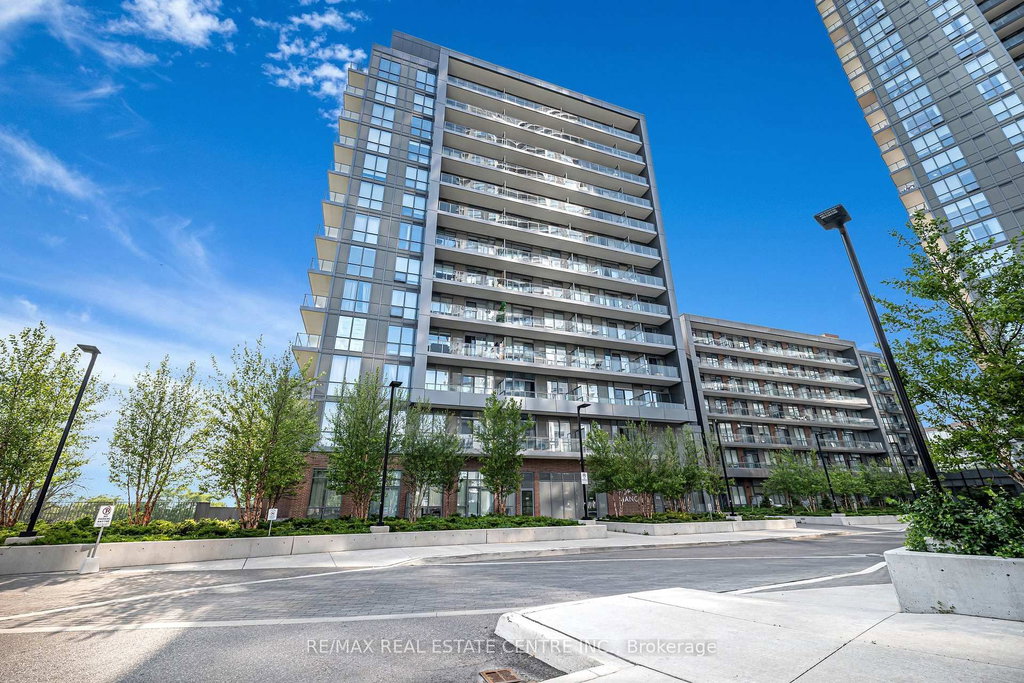 805 - 36 Forest Manor Road