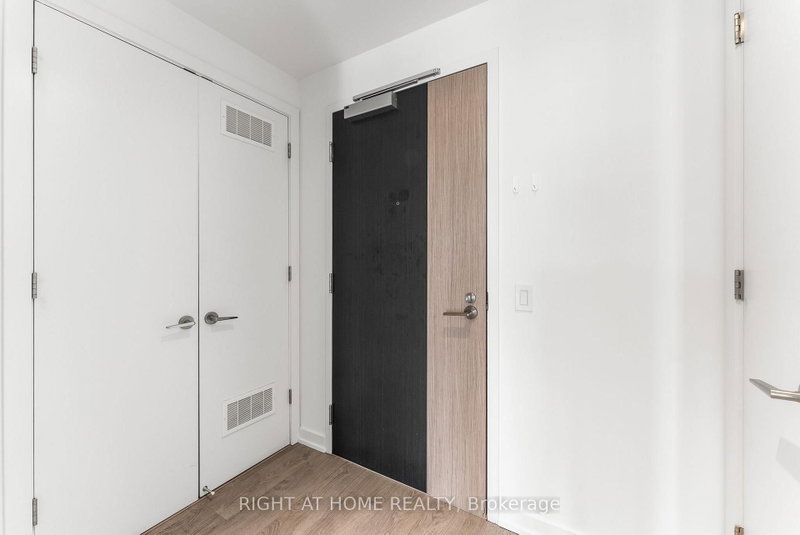 Room2