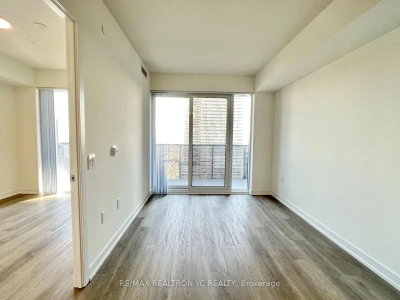 Unit 4506 — 138 Downes Street — photo 3