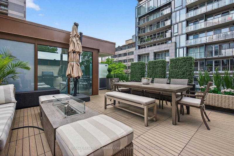 133 Pears Ave, Toronto, M5R 1T3 | Image 3