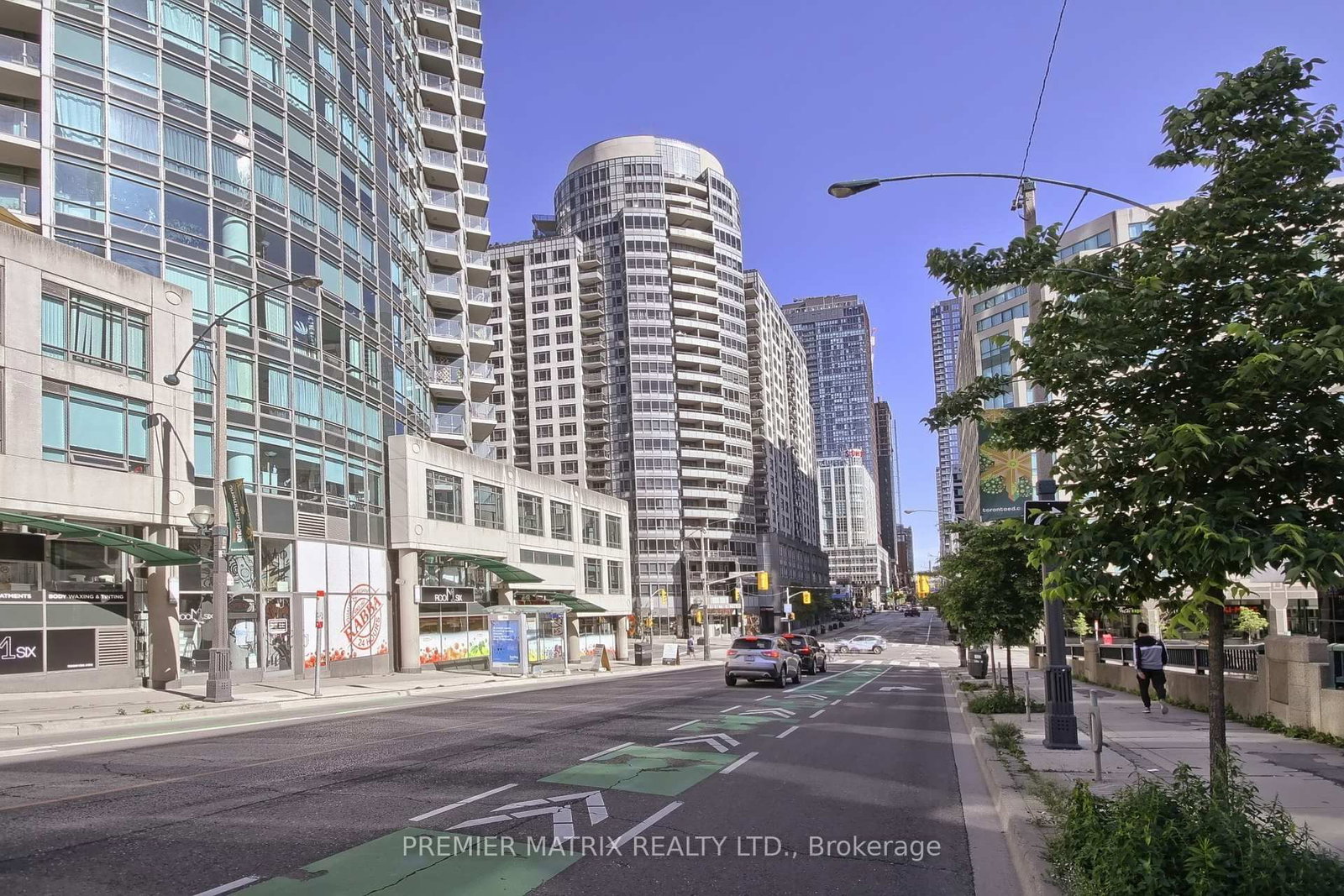 20 Blue Jays Way, Unit 222 - Photo 2