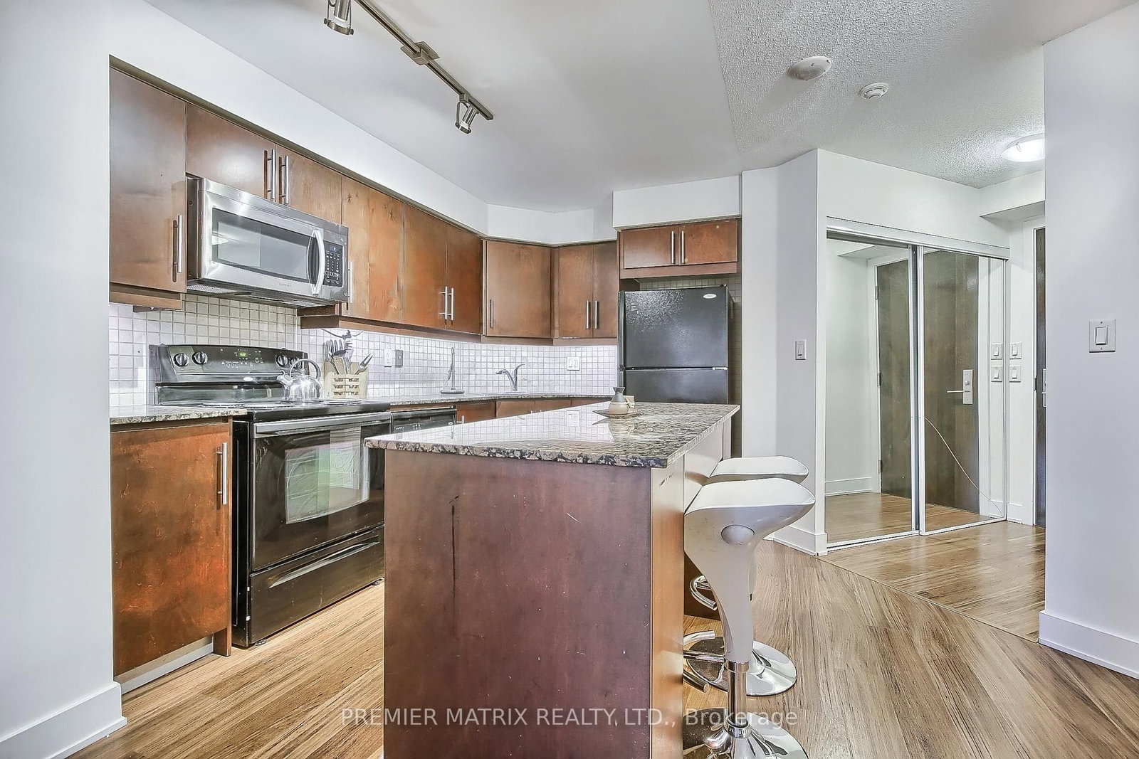 20 Blue Jays Way, Unit 222 - Photo 7