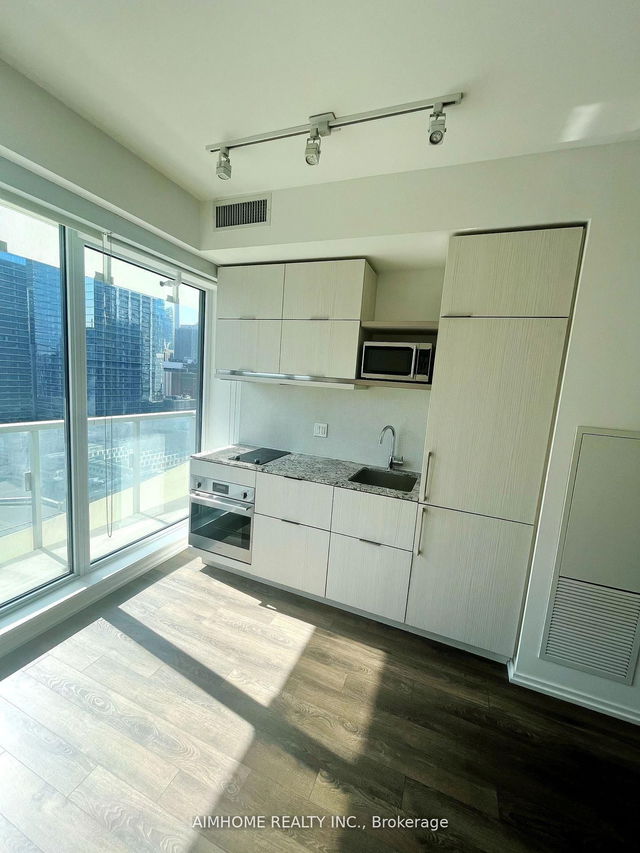 2108 - 197 Yonge Street