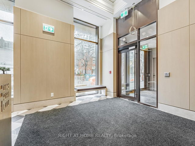 Unit 505 - 123 Portland Street