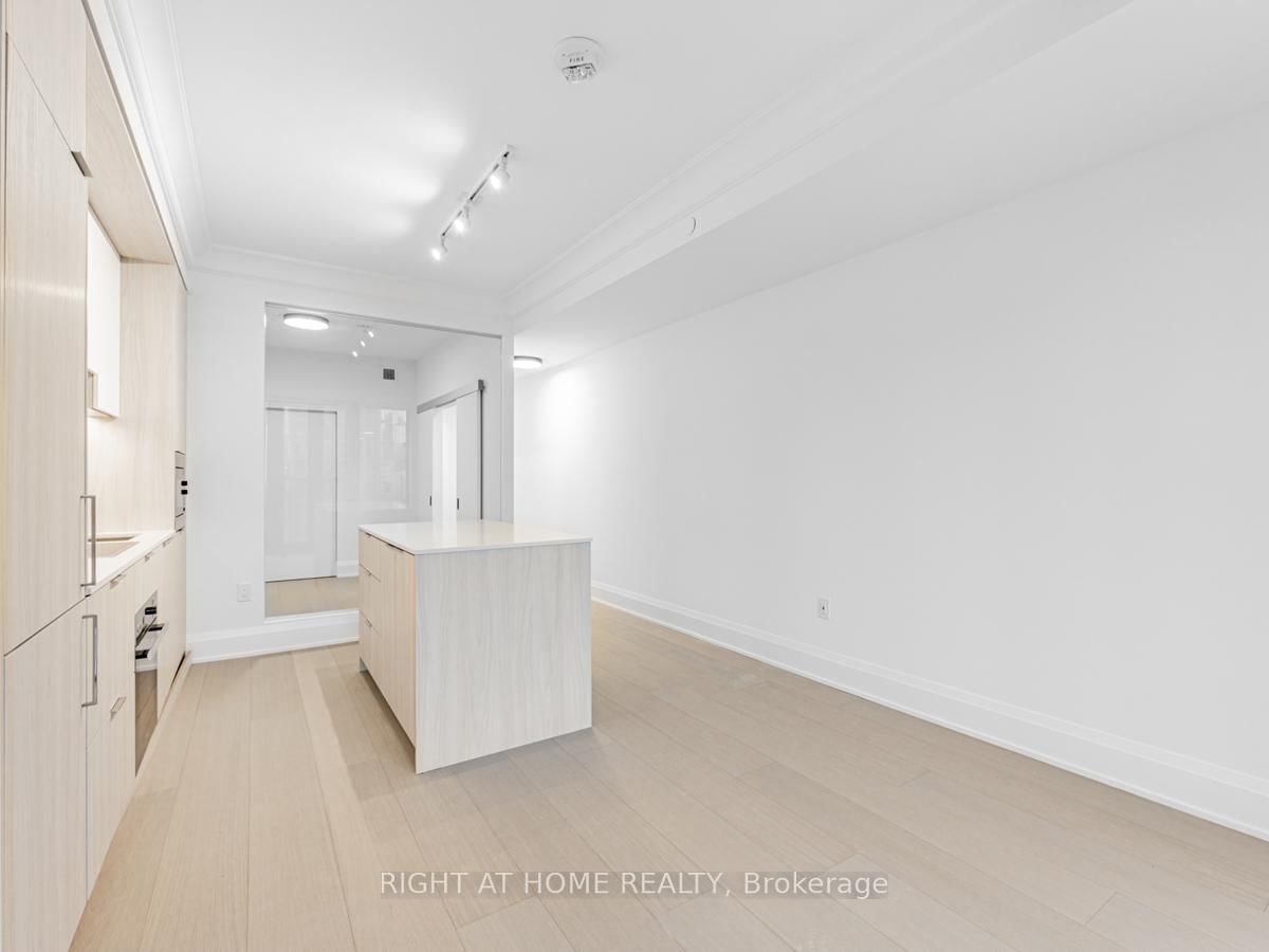 123 Portland Street, Unit 705 - Photo 17