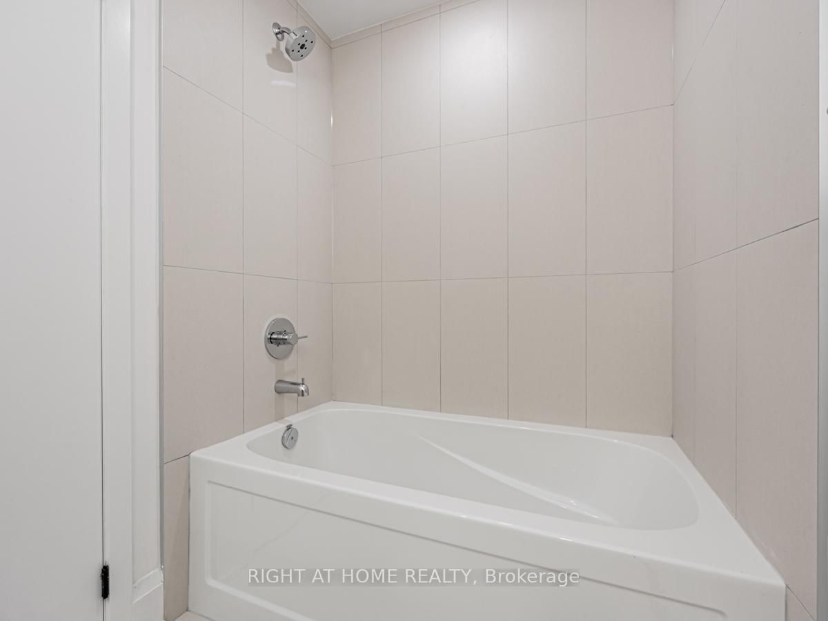 123 Portland Street, Unit 705 - Photo 31