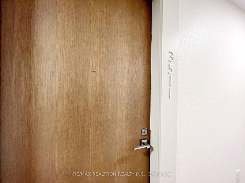 Room2