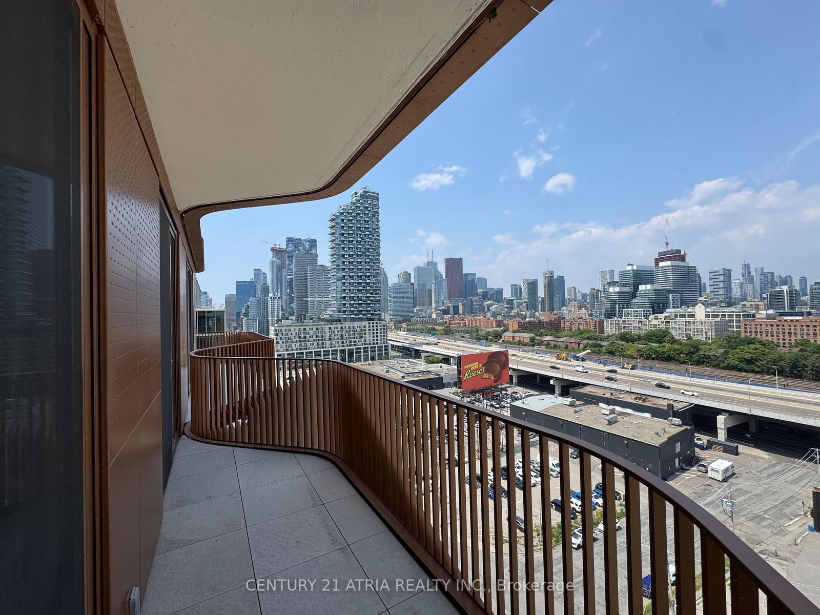 155 Merchants' Wharf, Unit 1229 - Photo 17