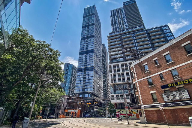 5315 - 181 Dundas Street E