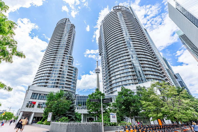 2301 - 208 Queens Quay Way W