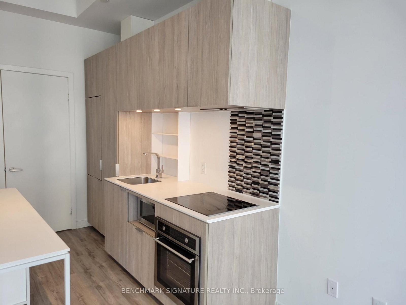 77 Shuter Street, Unit 911 - Photo 7