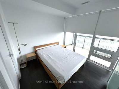 Unit 2802 — 42 Charles Street E — photo 6