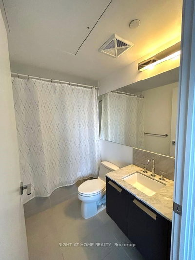 Unit 2802 — 42 Charles Street E — more photos