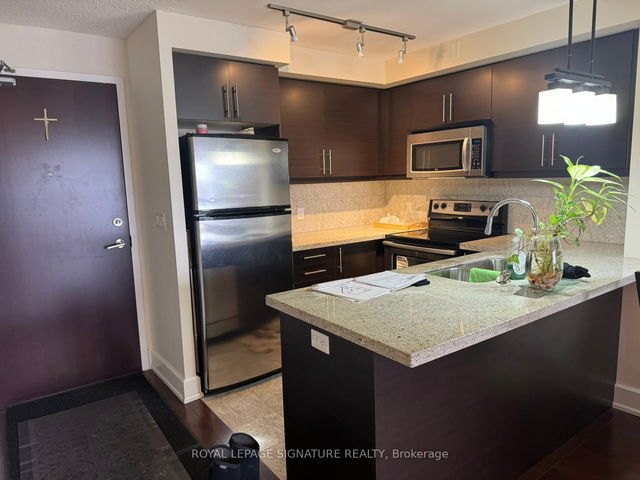 416 - 676 Sheppard Avenue E