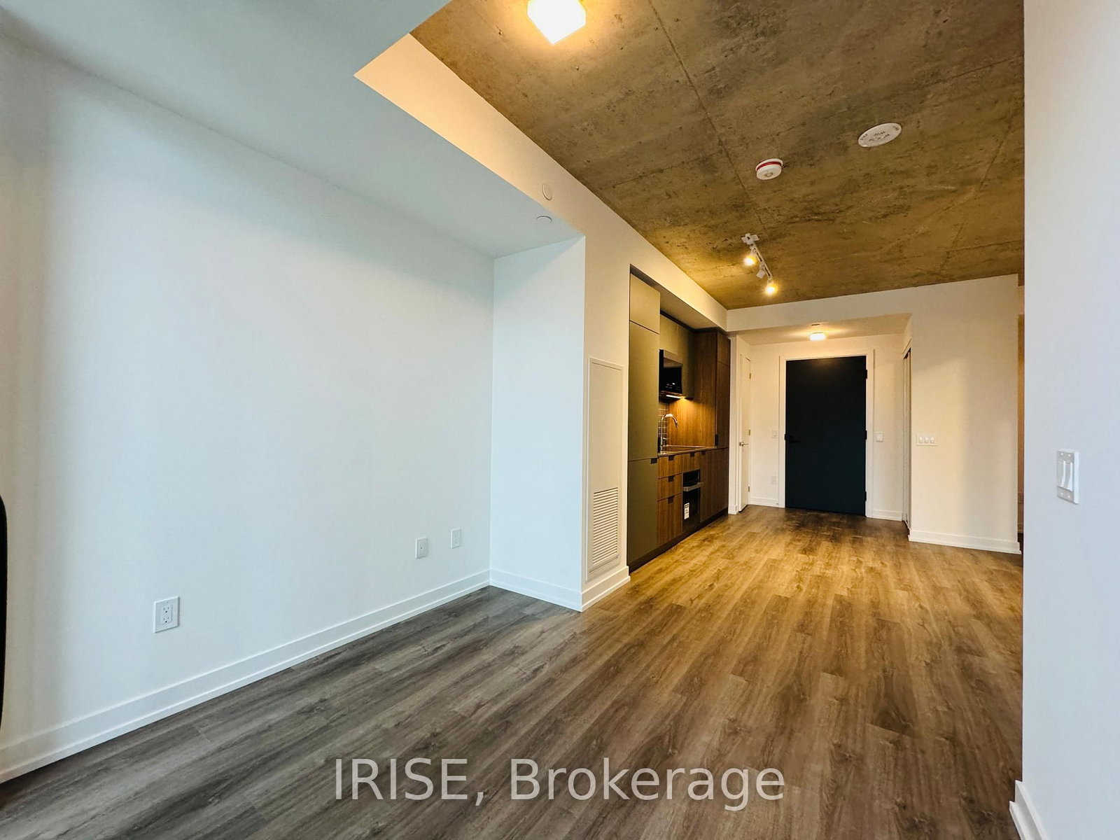 28 Eastern Avenue, Unit 912 - Photo 14