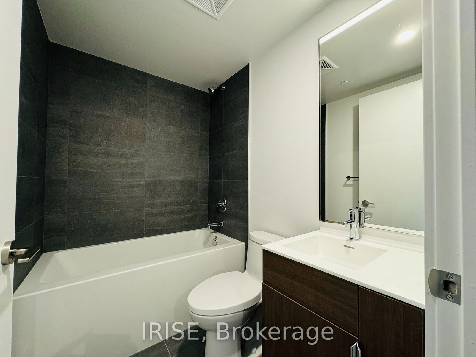 28 Eastern Avenue, Unit 912 - Photo 9