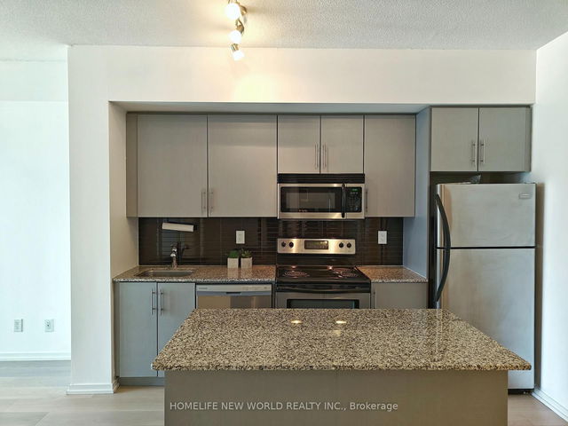 1302 - 55 Bremner Boulevard