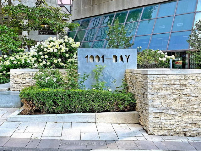 701 - 1001 Bay Street