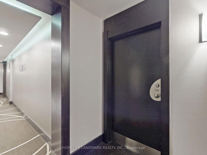 Room1