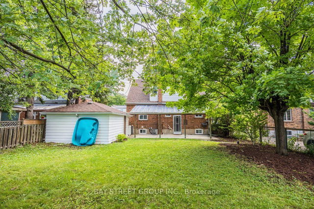 Lower Level - 12 Craigmore Crescent