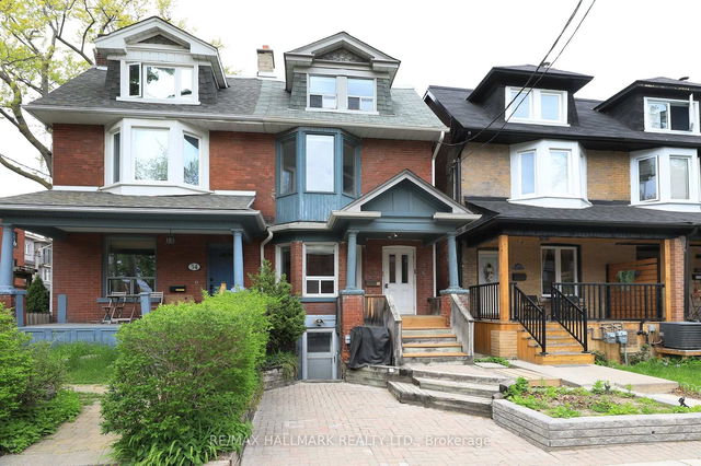 32 Barton Avenue