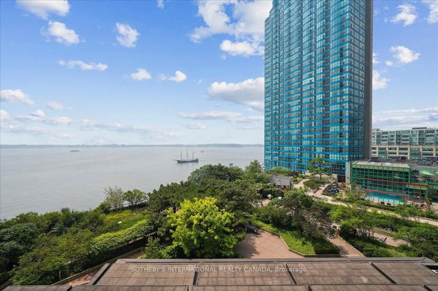 1110 - 65 Harbour Square