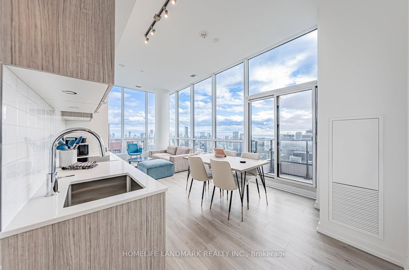 395 Bloor St E #5502, Toronto, Ontario