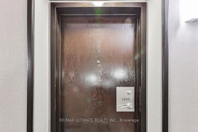 1408 - 10 Queens Quay W