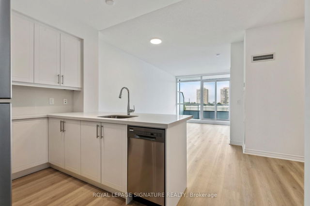 233 - 2885 Bayview Avenue