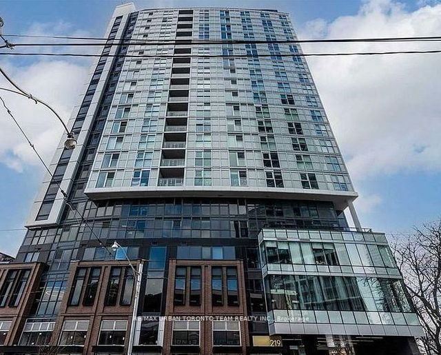 605 - 219 Dundas Street E