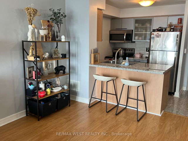 1511 - 18 Harrison Garden Boulevard