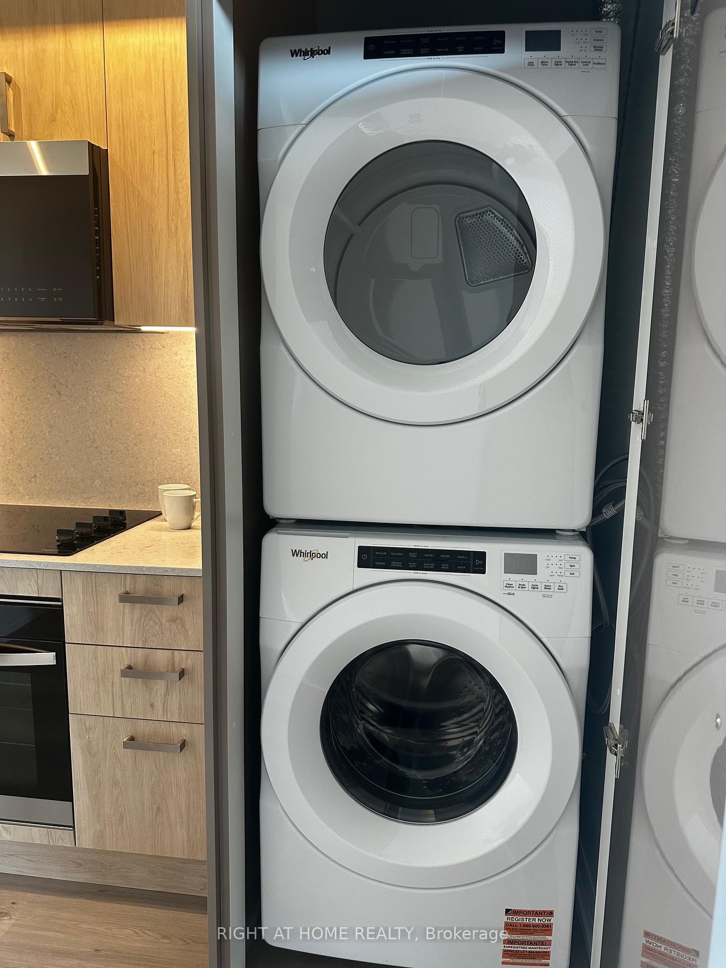 280 Dundas Street W, Unit 1401 - Photo 10