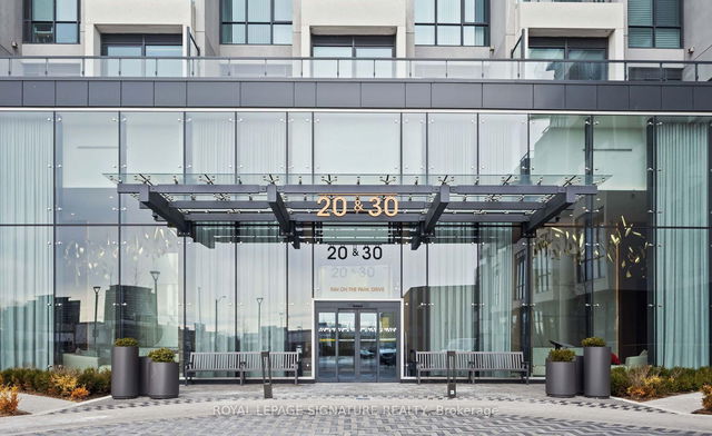 1008 - 30 Inn On The Park Drive