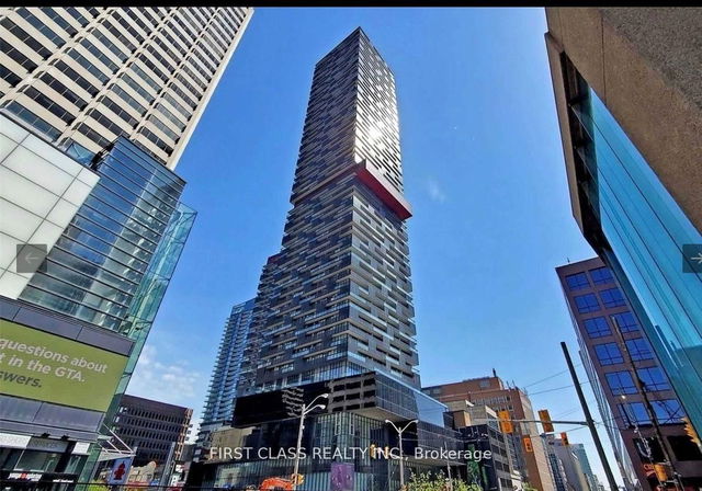3404 - 8 Eglinton Avenue E
