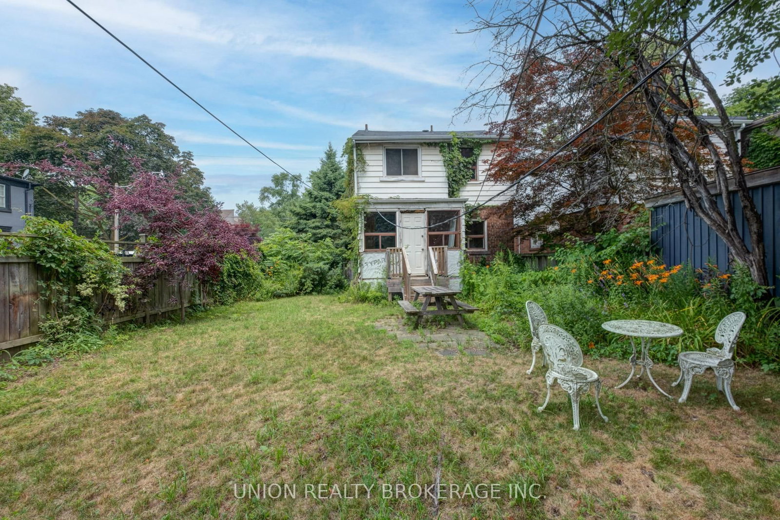 Listing Image 7