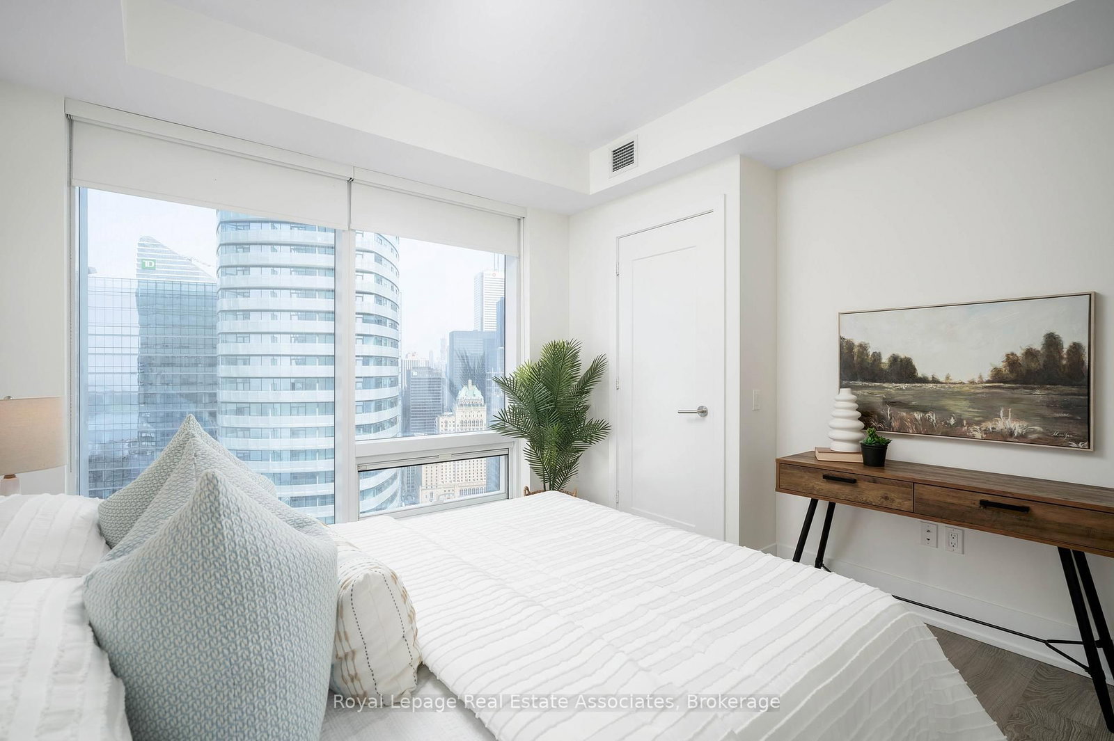 10 York Street, Unit 4603 - Photo 15