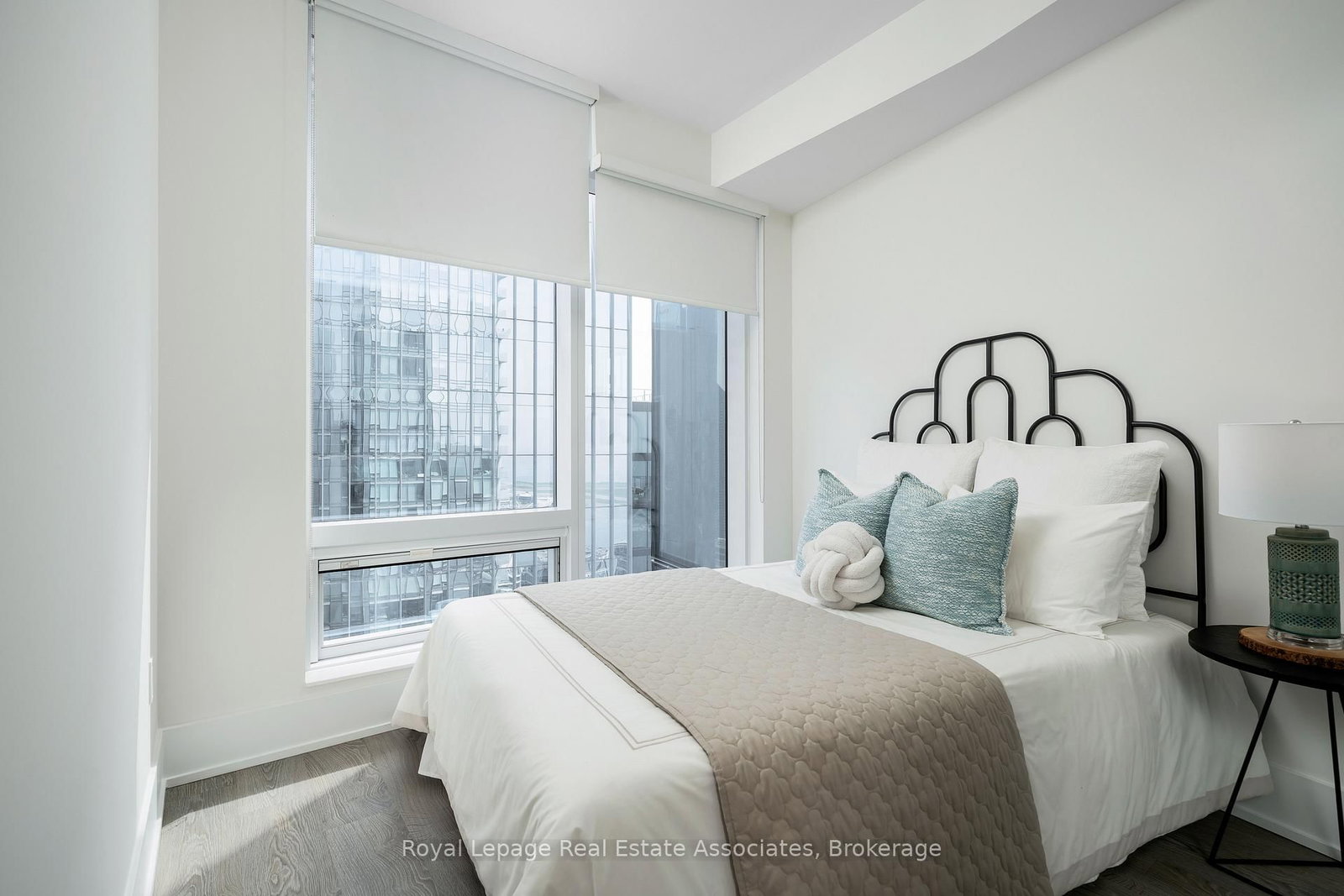 10 York Street, Unit 4603 - Photo 25