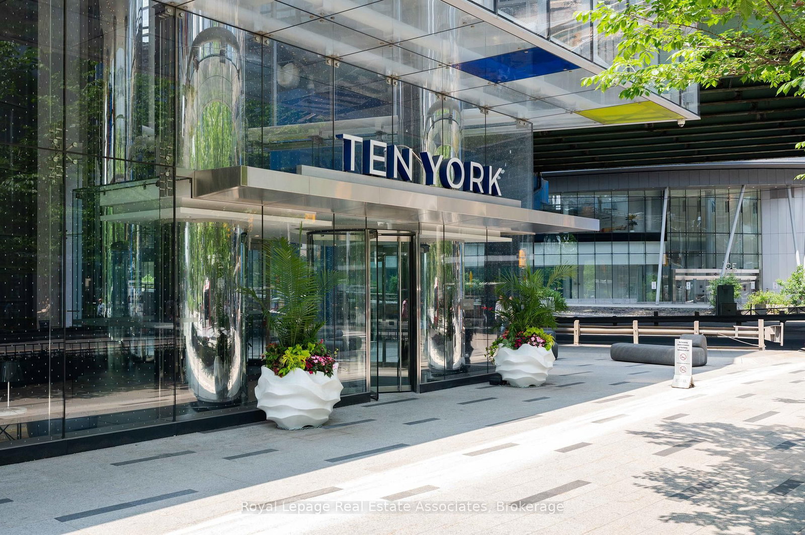 10 York Street, Unit 4603 - Photo 38