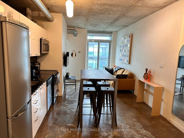 1809 - 150 Sudbury Street