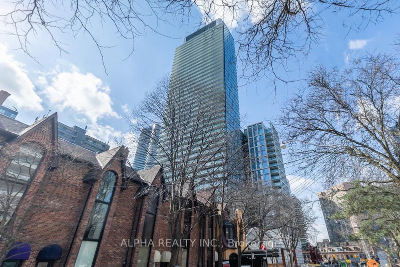 Unit 2108 — 3 Gloucester Street, Toronto