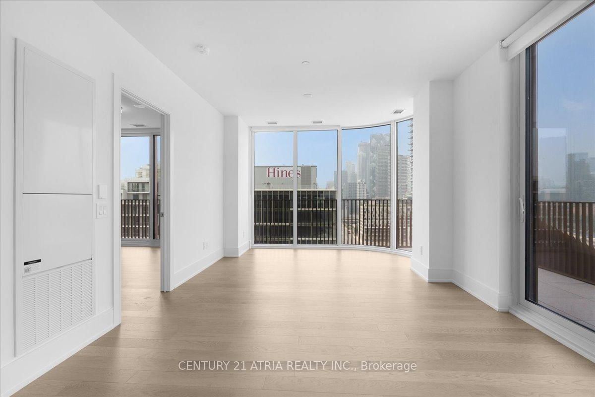 155 Merchants' Wharf, Unit 1228 - Photo 4