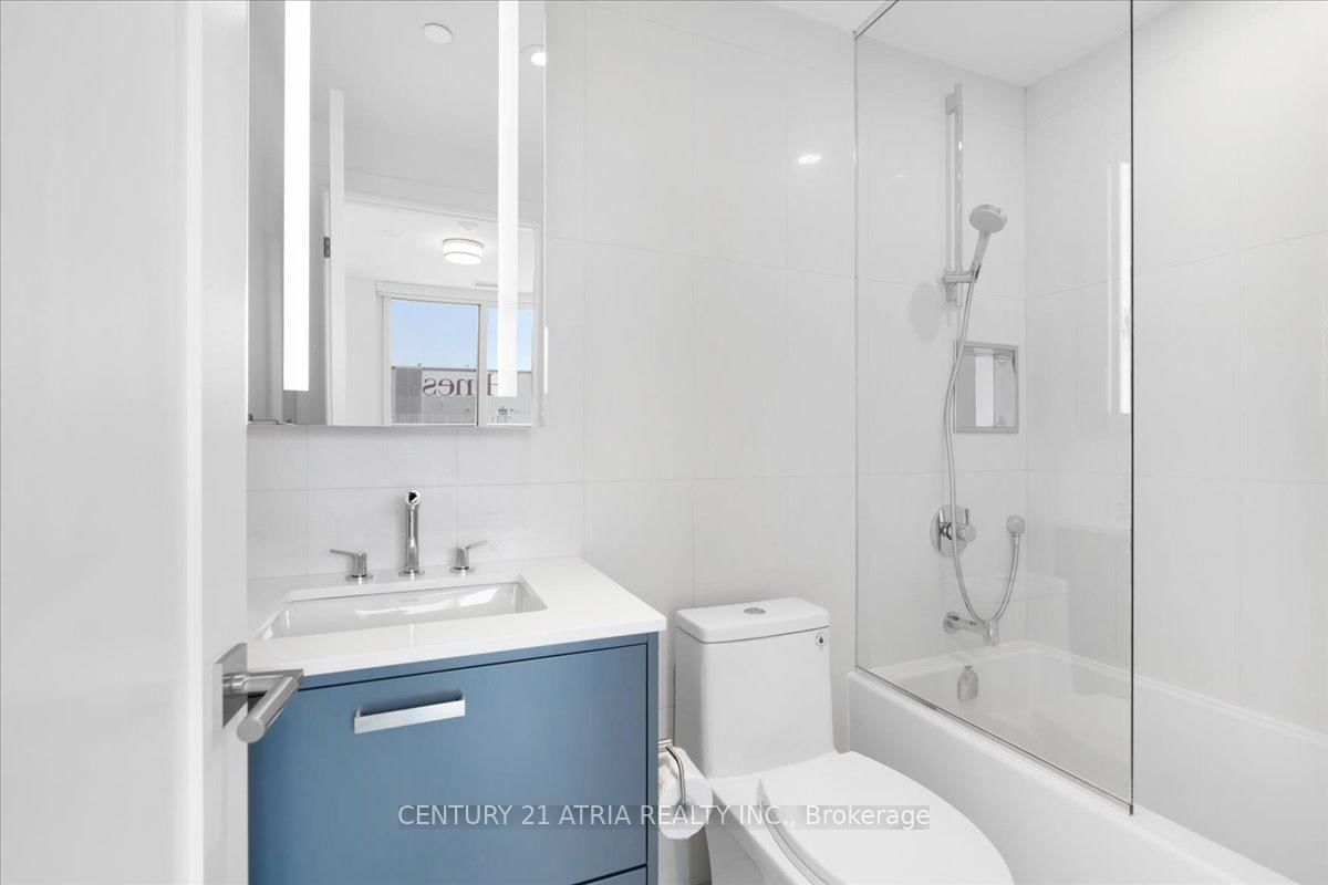 155 Merchants' Wharf, Unit 1228 - Photo 7