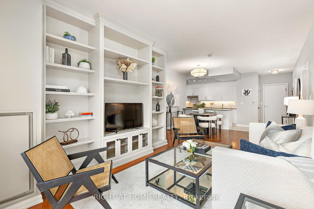 703 - 18 Beverley Street