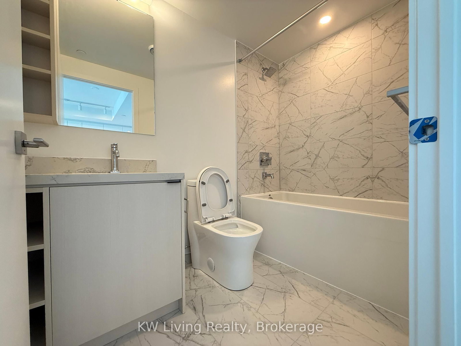 252 Church Street, Unit 5517 - Photo 7