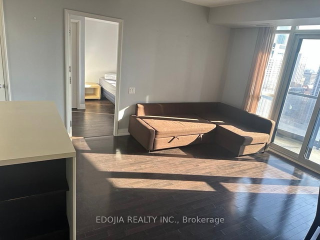 2701 - 21 Carlton Street