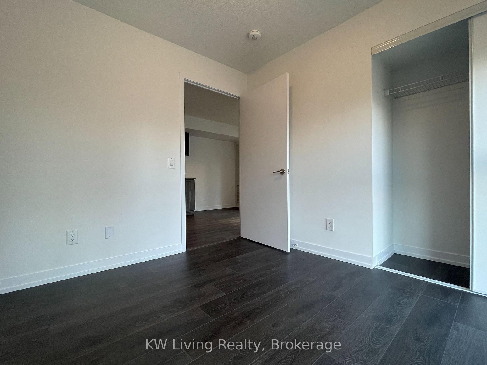 219 Dundas Street E, Unit 2207 - Photo 12