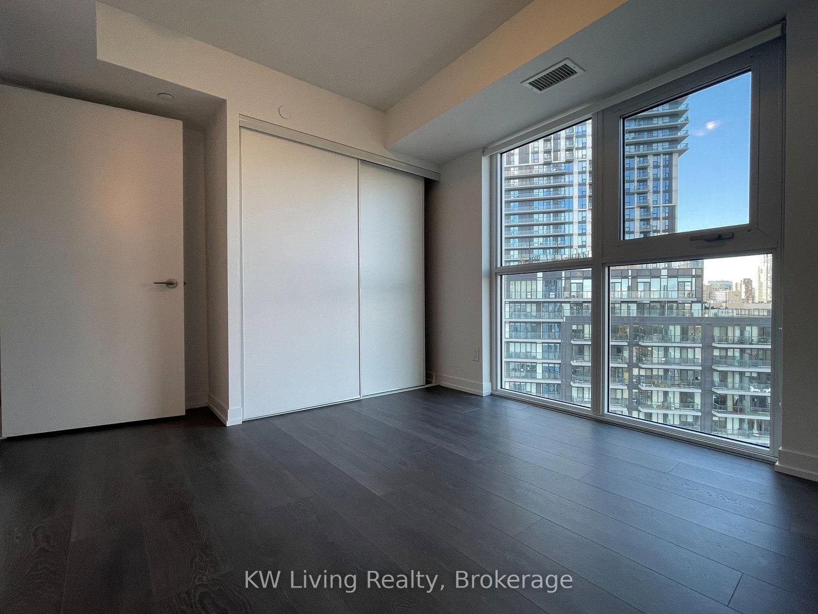 219 Dundas Street E, Unit 2207 - Photo 13