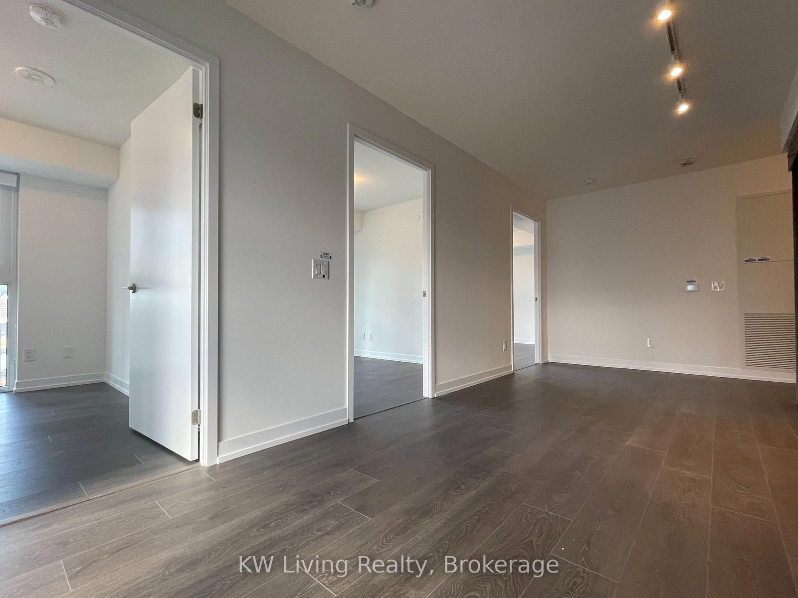 219 Dundas Street E, Unit 2207 - Photo 8