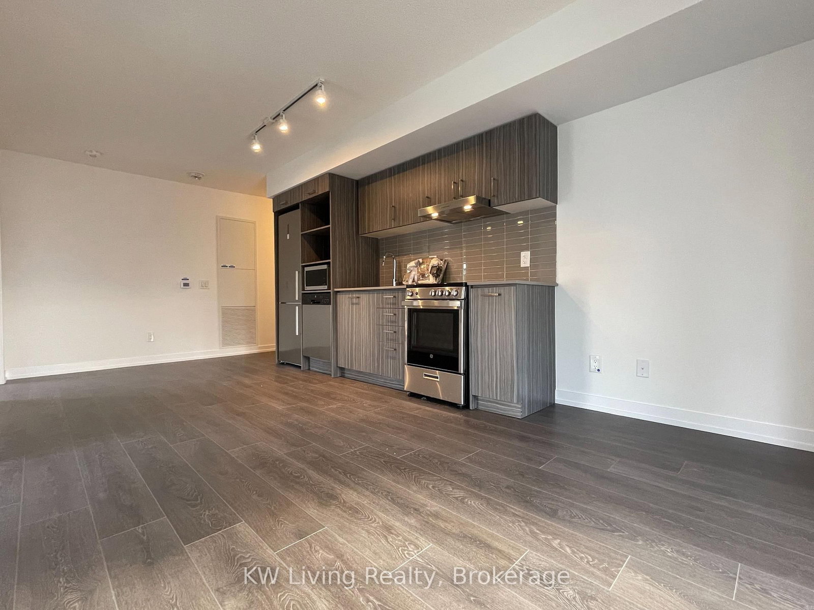 219 Dundas Street E, Unit 2207 - Photo 9