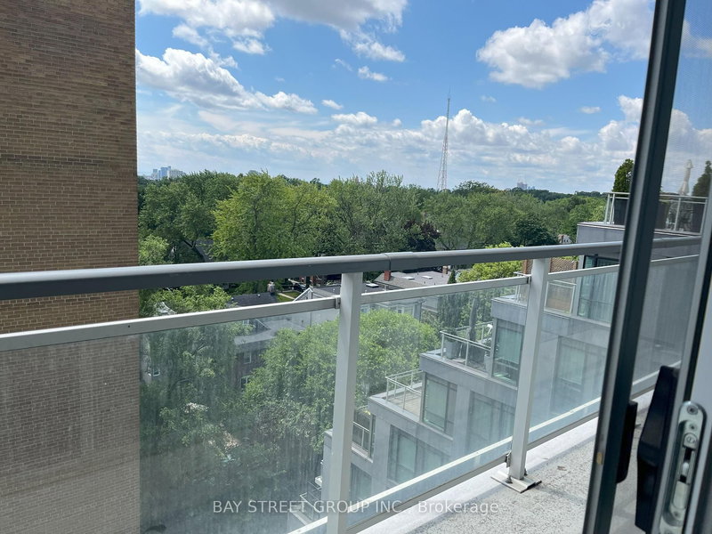 815 - 223 St Clair Ave W, Toronto, M4V 0A5 | Image 3